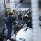 El día del crimen, la víctima habría entrado con un sujeto a su departamento y horas después ingresaron tres individuos más.