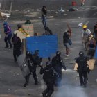 Ecos de los enfrentamientos entre manifestantes y policías, durante el reciente Paro Nacional en Colombia.
