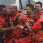 Michael Arroyo es una de las figuras del cuadro de la Naranja Mecánica, que disputa el torneo de la Amateur League.