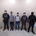 Los sujetos fueron presentados, pero sus identidades no fueron proporcionadas.