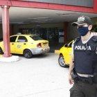 El asalto a mano armada a un ciudadano dentro de este centro comercial es reflejo de la inseguridad que reina en la urbe.