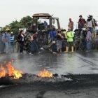 En Babahoyo, Los Ríos, tres vías están obstruidas.