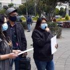 Los mediadores se preparan para la jornada cultural de este sábado.