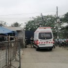 Una clínica móvil del Ministerio de Salud llegó al sitio. El ingreso de visitas ha sido suspendido.