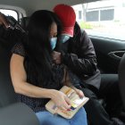 Referencial. En el secuestro exprés obligan a la persona a sacar dinero de las tarjetas de débito y crédito.