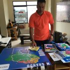 Andrew Eduardo Castro, de 41 años, diseñó el juego sobre la base de experiencias de muchos migrantes de su país, Venezuela.
