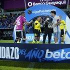 Para las finales de la LigaPro, que se daría entre Independiente del Valle y Emelec, la dirigencia azul solicitó árbitros internacionales para el VAR.