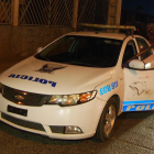 Este patrullero y el vehículo en el que se movilizaban los funcionarios fueron llevados a un canchón.