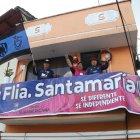 Marco Sandoval, Juana del Pilar y María Clara Santamaría, familiares de José Terán, fundador del Independiente.