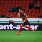 El zaguero ecuatoriano Piero Hincapié destaca en el Bayer Leverkusen de Alemania.