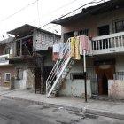 En los exteriores de este domicilio fue baleado Favio Salazar, de 39 años.ASISTENTES DE DICHO VELORIO DEJANDO VARIOS HERIDOS QUE YA ESTAN FUERA DE PELIGRO