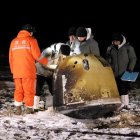 Un aparato científico encuentra indicios de que existe agua en la superficie lunar.