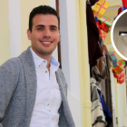 El presentador de noticias reveló en redes sociales que a una cuadra de su hogar fue amedrentado.