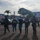 Una de las detenciones recientes fue la de un colombiano, posible miembro de grupos armados organizados en Esmeraldas.