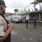 La Policía Nacional recorrió la escena buscando indicios.