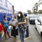 Los ecuatorianos sobreviven con la pandemia, aunque en estos momentos la situación epidemiológica del país mejora