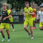 Ezequiel Emanuele, Carlos Rodríguez y Ronaldo Flor en la nómina copera de Barcelona 2022.