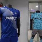 El tercer uniforme de Emelec será presentado en Julio próximo.