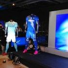 La camiseta de Emelec fue presentada.