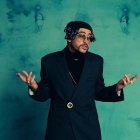 La joven contó en un video de TikTok que creyó que el valor de los tres boletos eran de 10 mil pesos mexicanos cuando, en realidad, eran en dólares.