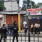 Cerca de un supermercado en La Aurora, en el cantón Daule, un hombre fue asesinado este domingo por la tarde.