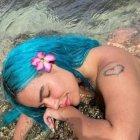 Karol G celebró sus 31 años con una candente sesión fotográfica en la playa