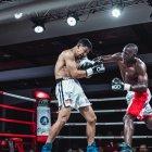 La precisión y la potencia de los golpes de Authentic Mina (d) fueron claves para ganar.