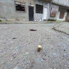 La Policía ya había allanado estos inmuebles meses atrás. A una cuadra con un taco de dinamita explotaron la cabeza de un joven.