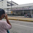 Maritza Gonzabay afirma que ahora revisará con cuidado la fecha de caducidad de los fármacos.