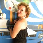 Mónika Gilly es la hija de la artista Cecil Villar.