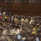 Parlamento de Ecuador rechaza Ley de Inversiones de Lasso en primera votación