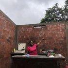 En la casa de Sandra Torres el techo se levantó con todo y toldo por fuertes vientos.