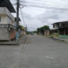 El barrio donde se inició la captación ilegal de dinero por parte de la empresa de Don Naza luce desolado, luego de la muerte de éste.