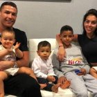 Cristiano Ronaldo junto a Georgina Rodríguez y sus hijos.
