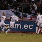 Alexander  Alvarado (i) y Tomás Molina (d) es la dupla goleadora de ilusiona a los universitarios