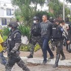 Los sospechosos puestos a órdenes de las autoridades.