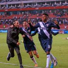 Toda la felicidad Alba, Luis Zubeldía, Michael Hoyos y Bryan de Jesús.