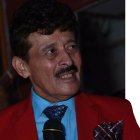 LEONARDO ENRIQUE VEGA, CANTANTE ECUATORIANO |