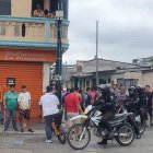 Varios propietarios de negocios aseguraron que delincuentes intentaron robar.