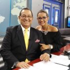 Hugo Gavilánez y su hija en una de las trasmisiones del noticiero.