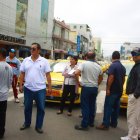 Taxistas bloquearon por dos horas artería principal en La Libertad