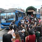 La mañana 
de ayer hubo aglomeraciones en la parada de La Magdalena.