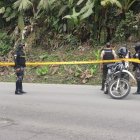 La policía halló la cabeza de un hombre en una cuneta.