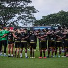 Barcelona y una oración antes del entrenamiento.