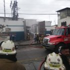 Incendio en el sur de Guayaquil dejó sin luz a ciudadelas cercanas