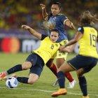 Colombia vence a Ecuador 2-1 y queda a un punto de las semifinales