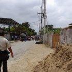 Lo intentaron reanimar, pero ya había agarrado vuelo al país de los acostados.