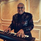 Alci Acosta se va feliz porque su hijo Checo continúa con su legado artístico.