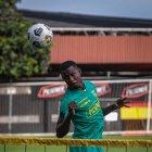 Leonel Quiñonez defensa de Barcelona, estará ante 9 de Octubre.