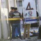 La Policía Nacional realizó el levantamiento del cadáver, tras el ataque a bala.